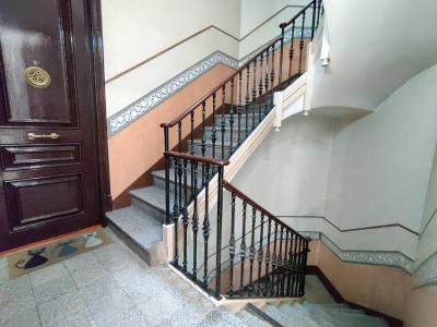 Piso con 3 habitaciones y 2 balcones