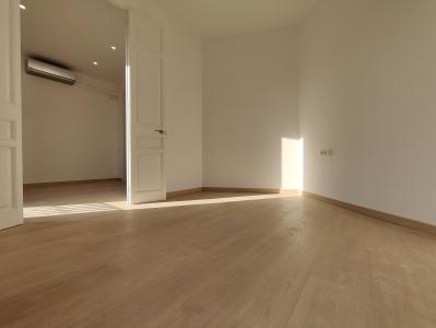 Piso con 3 habitaciones y 2 balcones