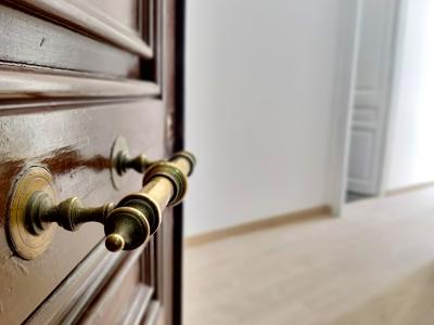 Piso con 3 habitaciones y 2 balcones