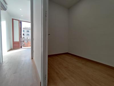 Piso con 3 habitaciones y 2 balcones