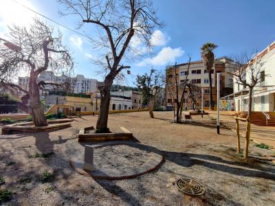 Coqueto ático de 2 habitaciones en Gràcia
