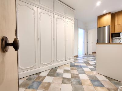 Coqueto ático de 2 habitaciones en Gràcia