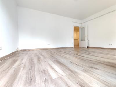 Coqueto ático de 2 habitaciones en Gràcia