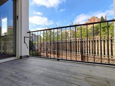 Coqueto ático de 2 habitaciones en Gràcia