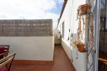 Piso de alquiler temporal con terraza