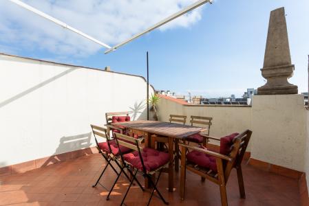 Piso de alquiler temporal con terraza