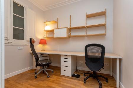 Apartamento para Alugar em Barcelona Calabria - Gran Via De Les Corts Catalanes