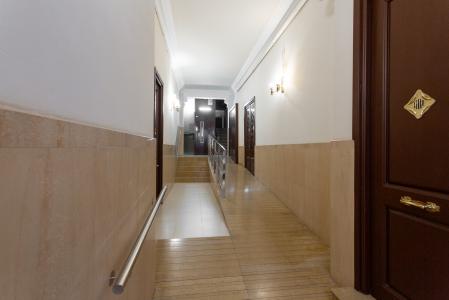 Piso de 49 m2 cerca de Sagrada Família