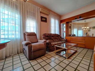 Inmueble con 2 habitaciones dobles