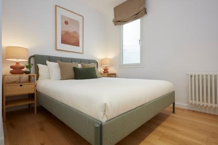 Bonito inmueble de alquiler temporal con 2 habitaciones y terraza grande