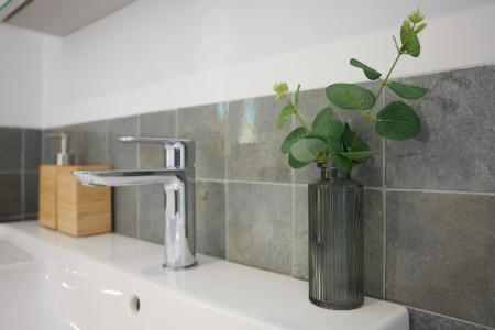 Bonito inmueble de alquiler temporal con 2 habitaciones y terraza grande