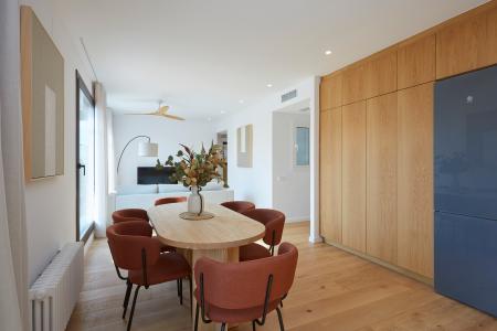 Bonito inmueble de alquiler temporal con 2 habitaciones y terraza grande