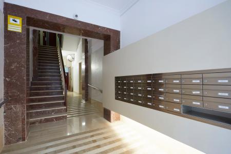 Bonito inmueble de alquiler temporal con 2 habitaciones y terraza grande