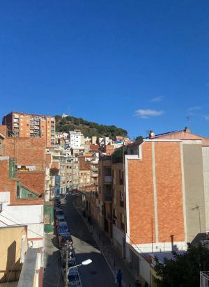 Ático con vistas al mar y a Montjuic