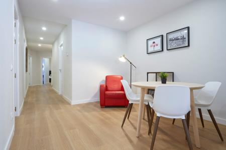 Piso de alquiler temporal de 3 habitaciones muy bien ubicado