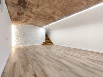 Local en Lloguer a Barcelona Coll I Vehí - Lorenzale (iva Incluido)