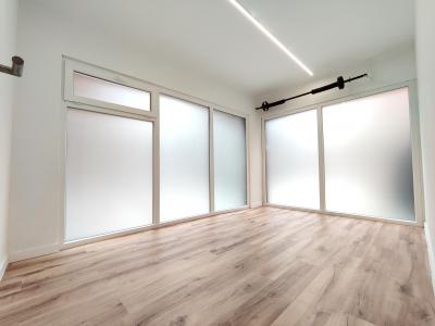 Local en Lloguer a Barcelona Coll I Vehí - Lorenzale (iva Incluido)