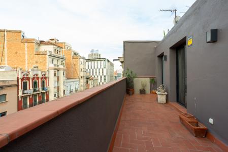 Inmueble con 2 habitaciones y despacho