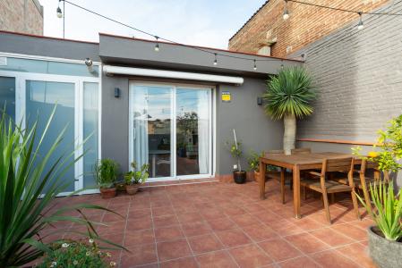 Inmueble con 2 habitaciones y despacho