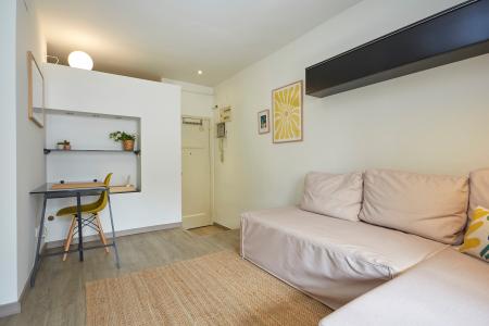 Studio zur Miete in Barcelona Larrard - Travessera De D'alt