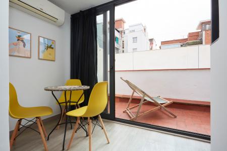 Studio zur Miete in Barcelona Larrard - Travessera De D'alt
