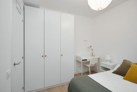 Apartamento en alquiler temporal de tres habitaciones en Eixample
