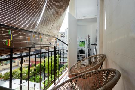 Apartamento en alquiler temporal de tres habitaciones en Eixample