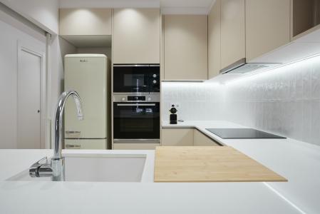 Apartamento en alquiler temporal de tres habitaciones en Eixample