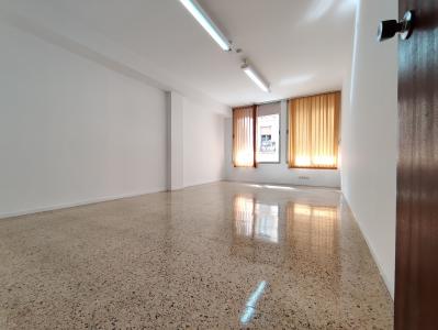 Local para Alugar em Barcelona Clot - Sèquia Comtal (precio + Iva)