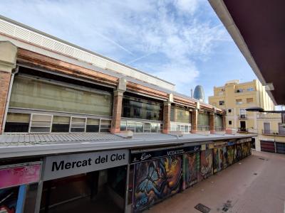 Local para Alugar em Barcelona Clot - Sèquia Comtal (precio + Iva)