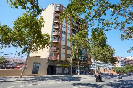 Apartment for Rent in Barcelona Pare Manyanet - Berenguer Palou