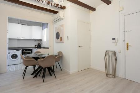 Appartement te huur in Barcelona Piquer - Nou De La Rambla