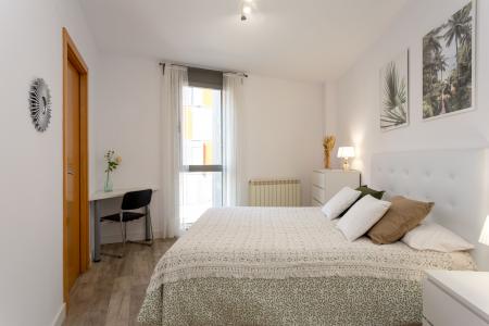 Inmueble amueblado de 115 m² en Sant Martí con 2 habitaciones y 2 baños