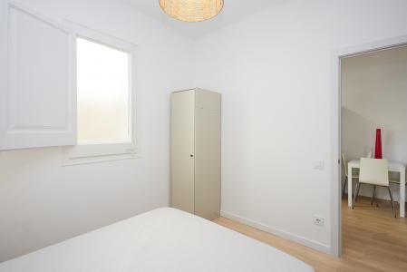 Apartamento en alquiler temporal con dos habitaciones dobles en pleno Eixample