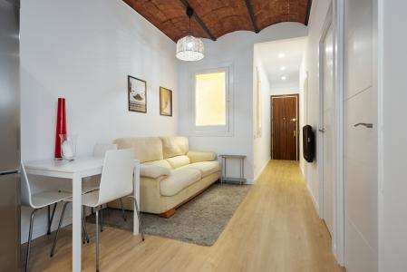 Apartamento en alquiler temporal con dos habitaciones dobles en pleno Eixample