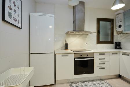 Alquiler temporal piso en c/ Fontanella con Plaza Catalunya