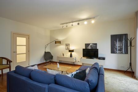 Alquiler temporal piso en c/ Fontanella con Plaza Catalunya