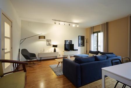 Alquiler temporal piso en c/ Fontanella con Plaza Catalunya