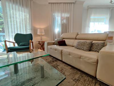 Piso en Alquiler en Barcelona Comte Borrell - Paral·lel