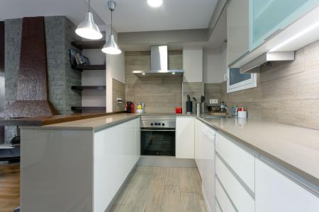 Apartment for Rent in Barcelona Comte Borrell - Consell De Cent