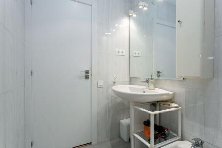 Apartment for Rent in Barcelona Comte Borrell - Consell De Cent