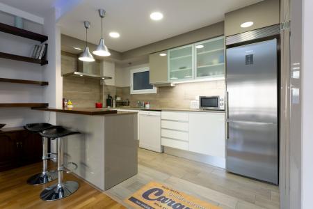 Apartment for Rent in Barcelona Comte Borrell - Consell De Cent