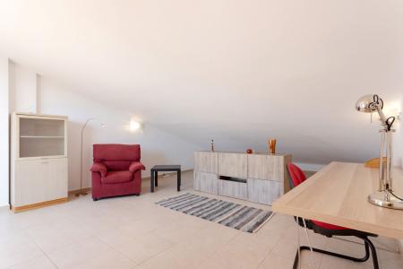 Inmueble de 50m² en Montgat con terraza y plaza de parking