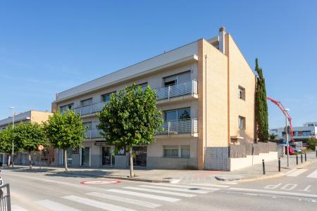 Inmueble de 50m² en Montgat con terraza y plaza de parking