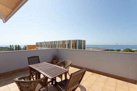 Inmueble de 50m² en Montgat con terraza y plaza de parking