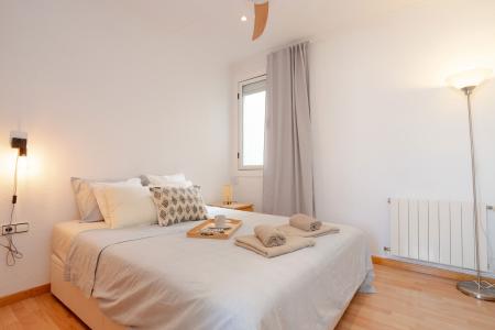 Inmueble Amueblado en Sant Martí con Ascensor y 60m²