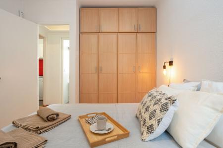 Inmueble Amueblado en Sant Martí con Ascensor y 60m²