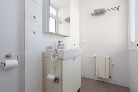 Inmueble Amueblado en Sant Martí con Ascensor y 60m²