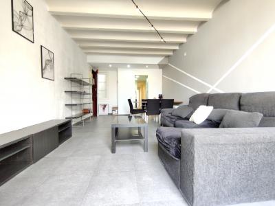 Piso en Alquiler en Barcelona Joaquin Costa - Carme