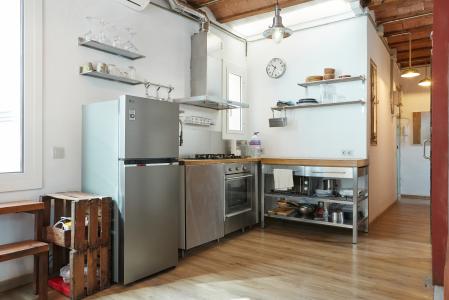 Apartamento en alquiler temporal con habitación doble en Gràcia 